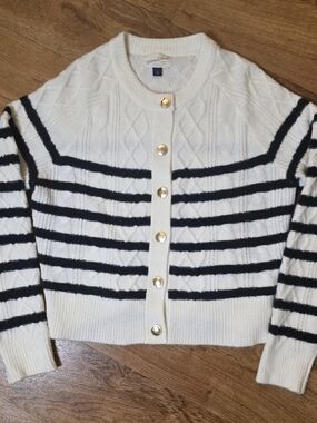 Universal Thread White & Black Striped Cardigan